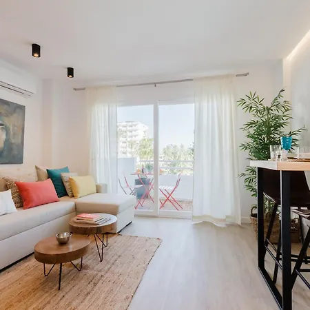 Holidays Apartment *